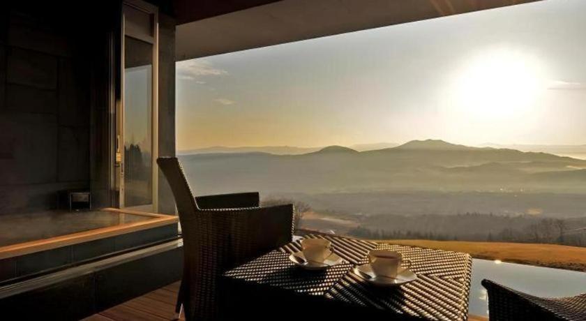 Akakura Kanko Hotel Myōkō Extérieur photo